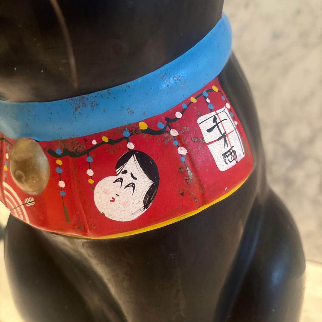 アンティーク妖艶な瞳とシュッとしたお顔立ちおかめさんが福を運ぶ特大招き猫