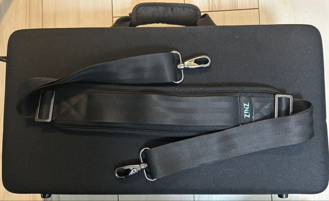 zoom B6 箱、取扱説明、ケース、ペダル、BTA-1、ストラップ　セット