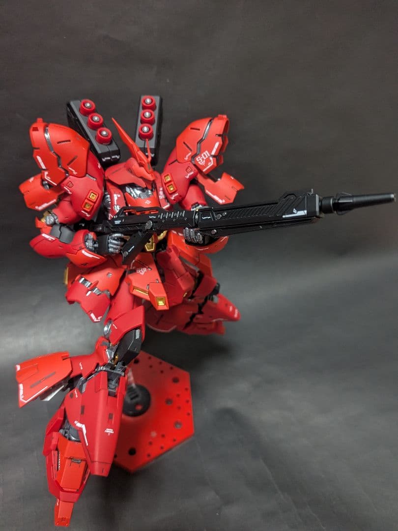 ヒ*ロ様 完成品 ガンプラ RG サザビー MSN-04 SAZABI