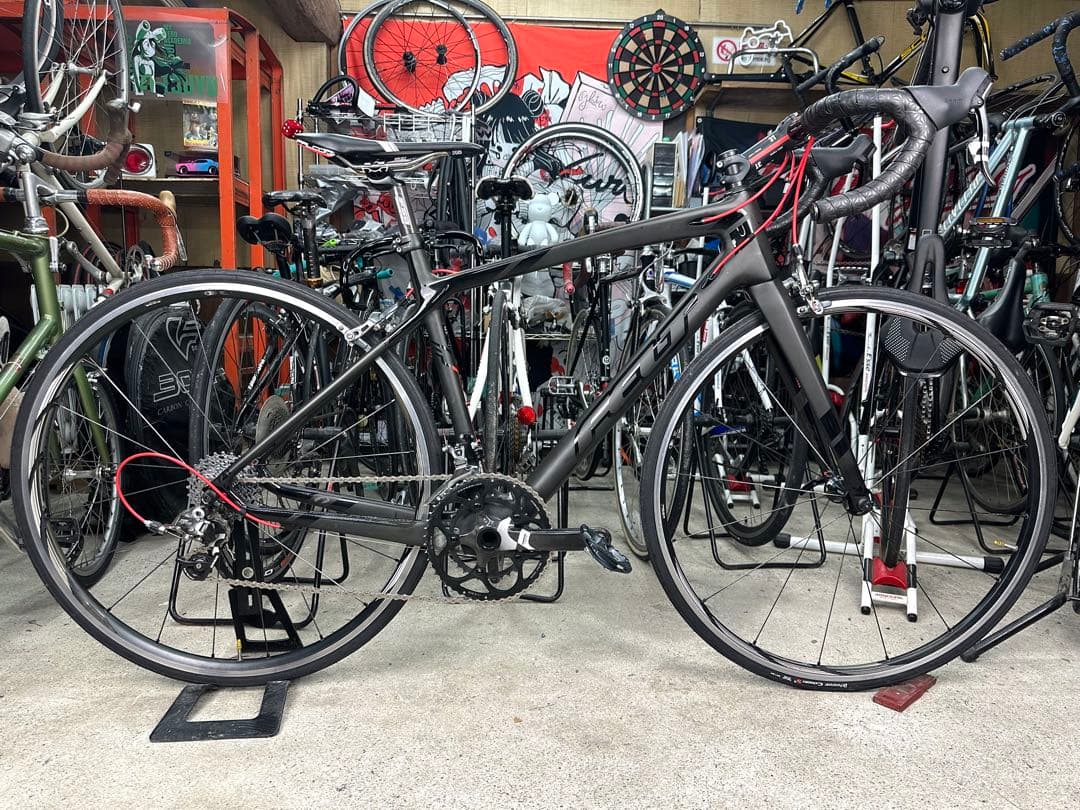 フルカーボン激レア車フェルト FELT Z1基本分解発送送料無料！完成車配送も！