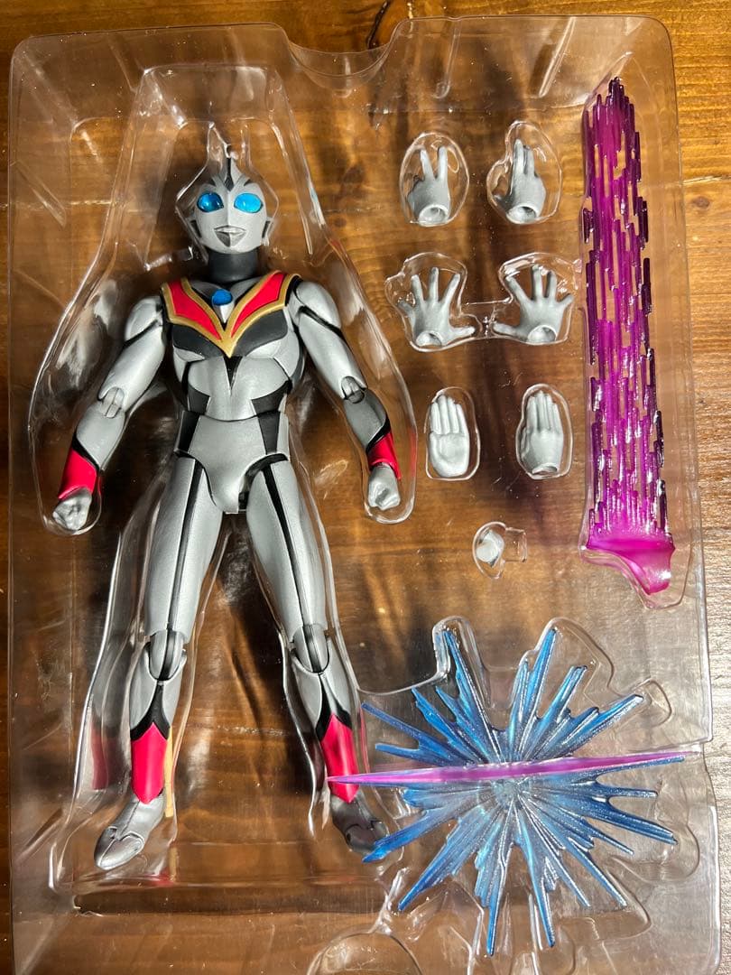 ウルトラアクト セット　カイザーベリアル ウルトラマンティガ　特典付き