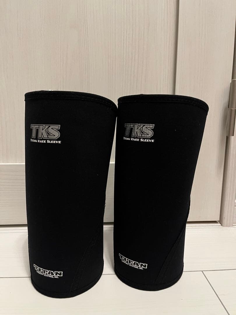 TITAN ニースリーブ　TKS Mサイズ