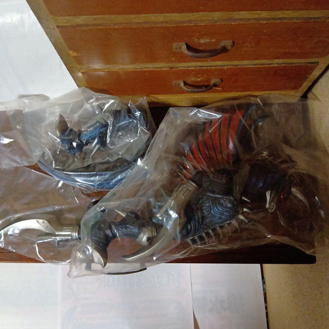 ゴジラ　組立式リアルソフビフィギュア　合計4個まとめ売り