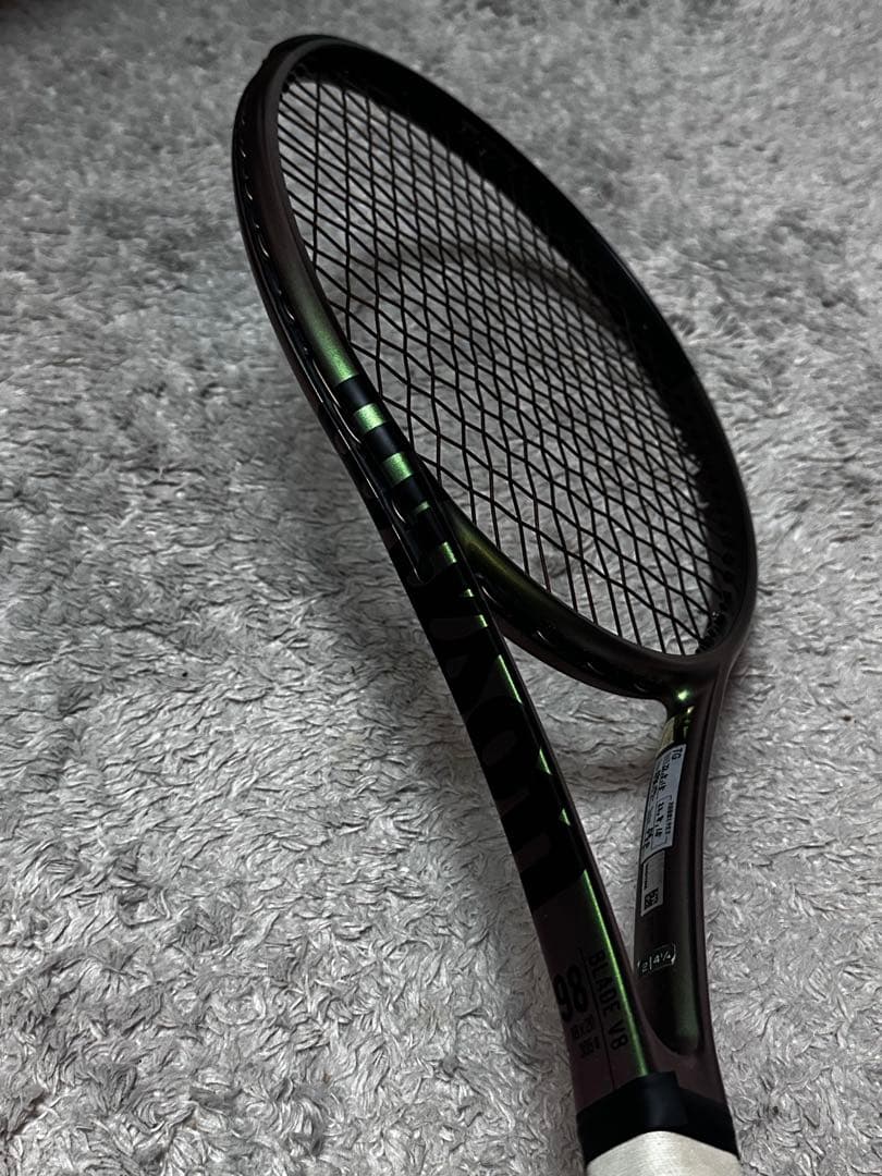 Wilson Blade V8 98 テニスラケット