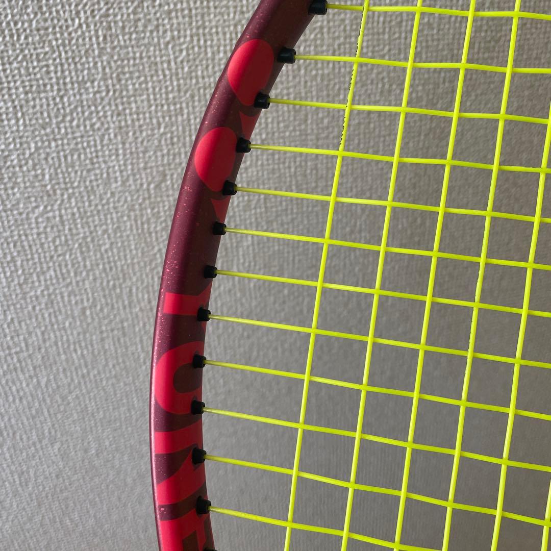 週末のみ値下げ【美品】ヨネックス　ブイコア100 2022モデル　Ｇ2