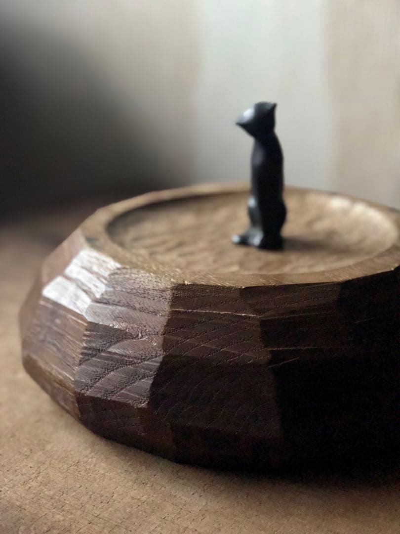 昭和レトロ　物憂げな猫　真鍮　照明のパーツ　猫　置物