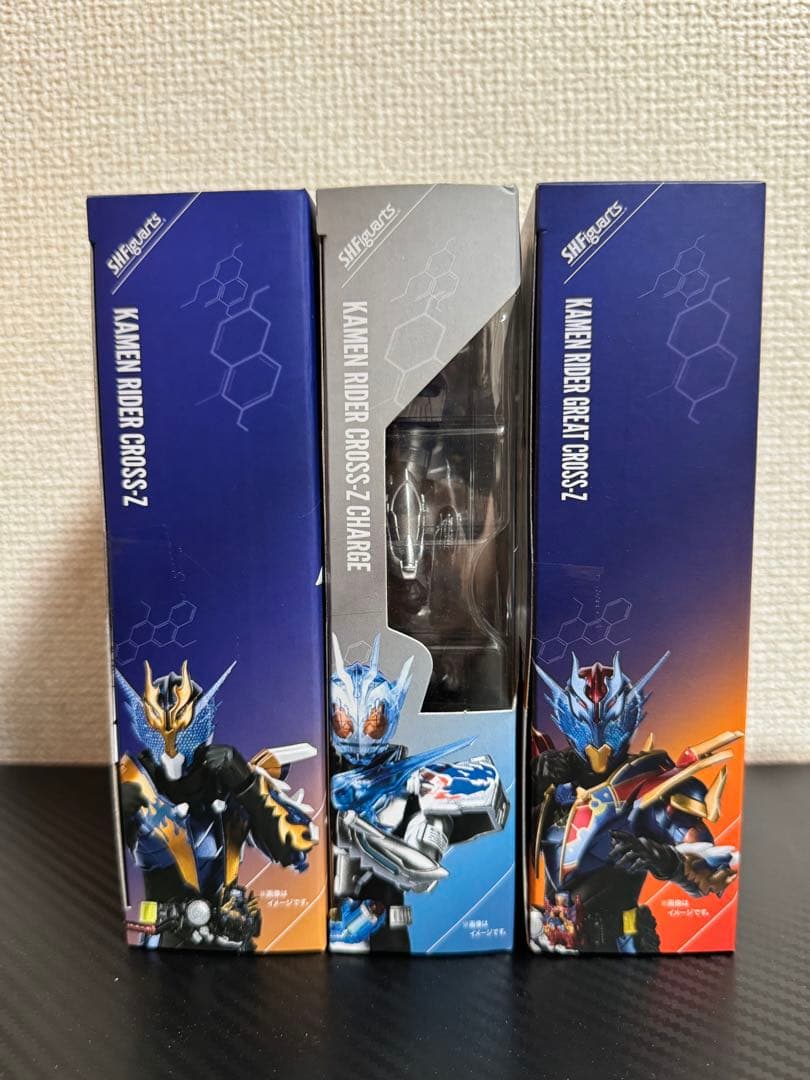 S.H.Figuarts 仮面ライダークローズ　￼セット