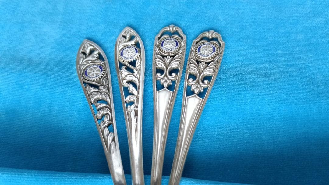 【希少】大阪ロータリークラブ銀製エレガントな 小匙 4本