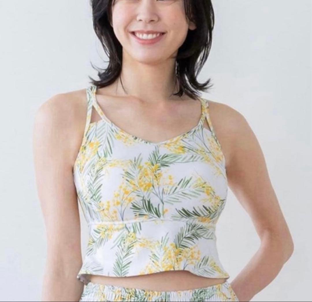 SUKALA スプリングフラワーフレアブラトップ ミモザ　Mサイズ