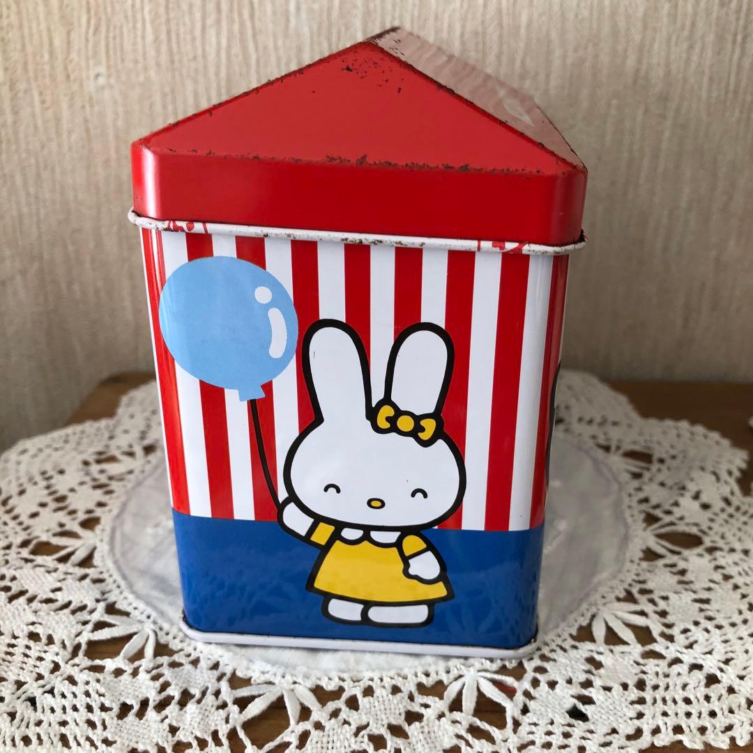 昭和レトロ　1983年　 ハローキティ　ハンバーガーshop柄 缶　希少品