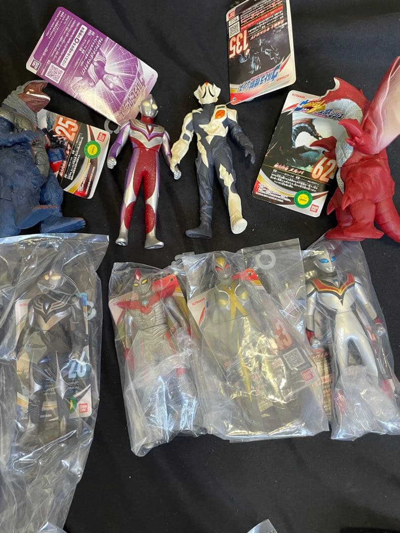 ウルトラヒーロー怪獣シリーズ　ソフビ　２4体　まとめ　タグ付　ティガ