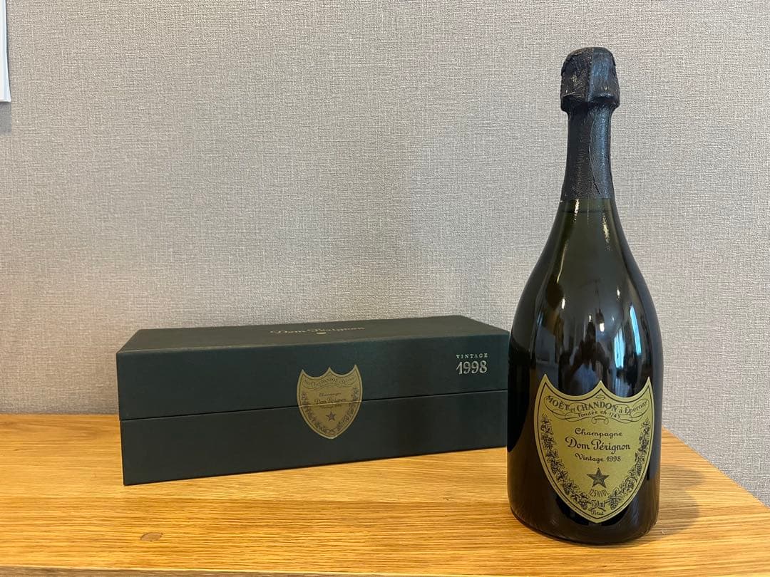 【未開栓】ドン・ペリニヨン　新品　ヴィンテージ　1998