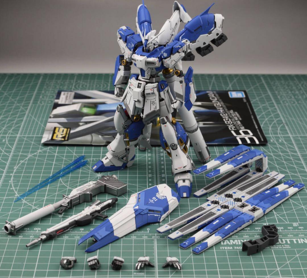 RG 1/144 RX-93-ν2 Hi-νガンダム 塗装済み 完成品