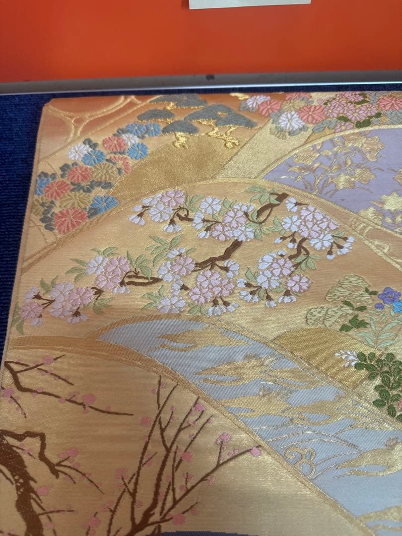 2656袋帯 古代彫金紋  西陣織   金糸　高級上質上品　約440cm 未使用