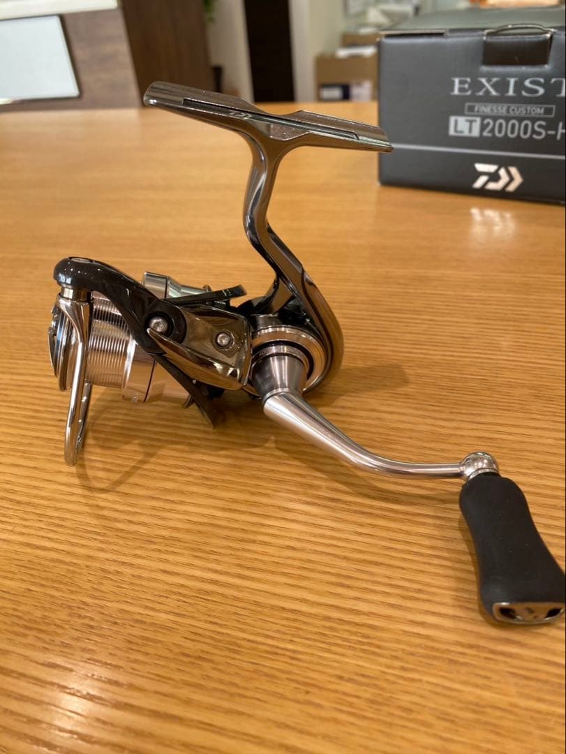 ダイワ 18イグジストLT 2000S-H