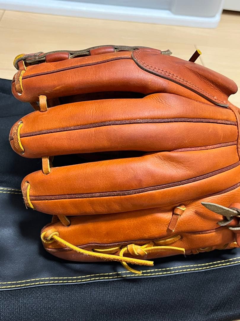 ミズノプロ　硬式　投手用　Mマーク　キップレザー