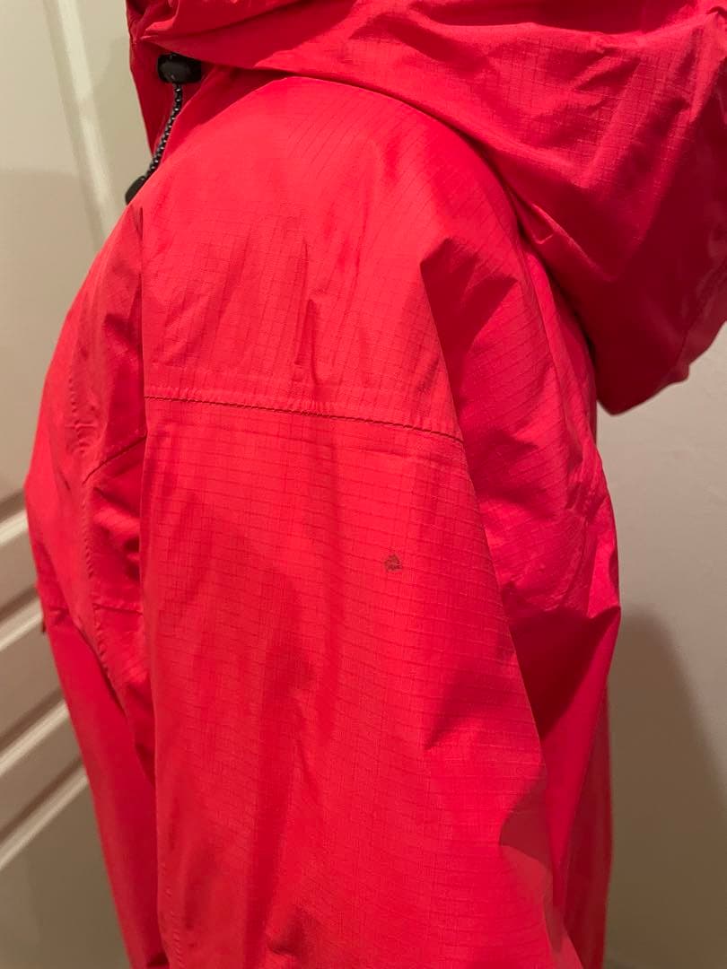 Burton ak down jacket ダウンジャケット