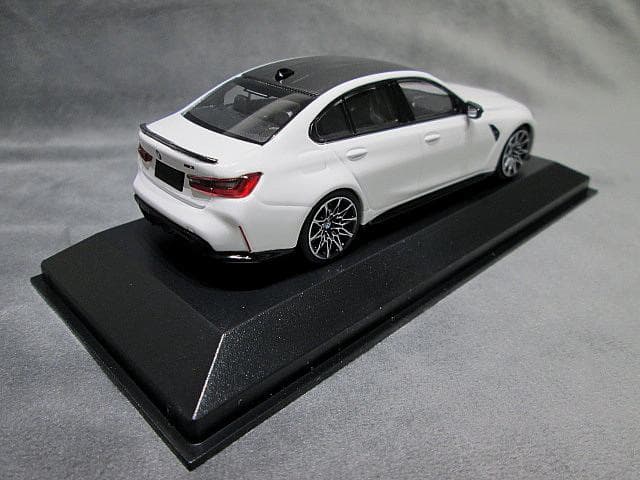 1/43  M3 Conpetition White ミニチャンプス