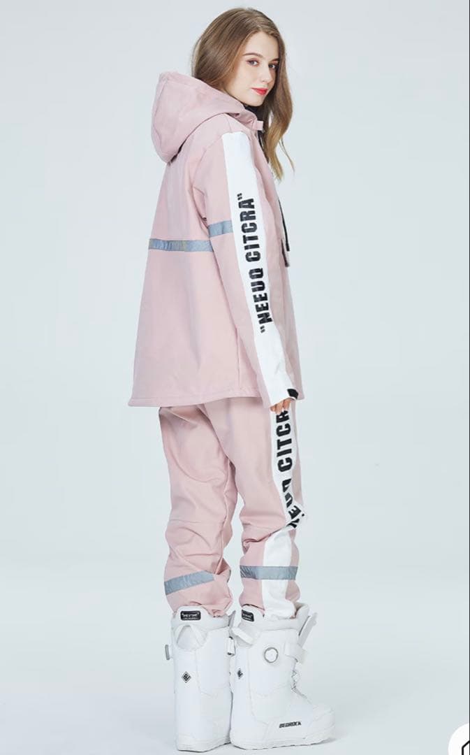 【クリーニング済み】韓国ブランド ARCTIC QUEEN スノボウェア ピンク