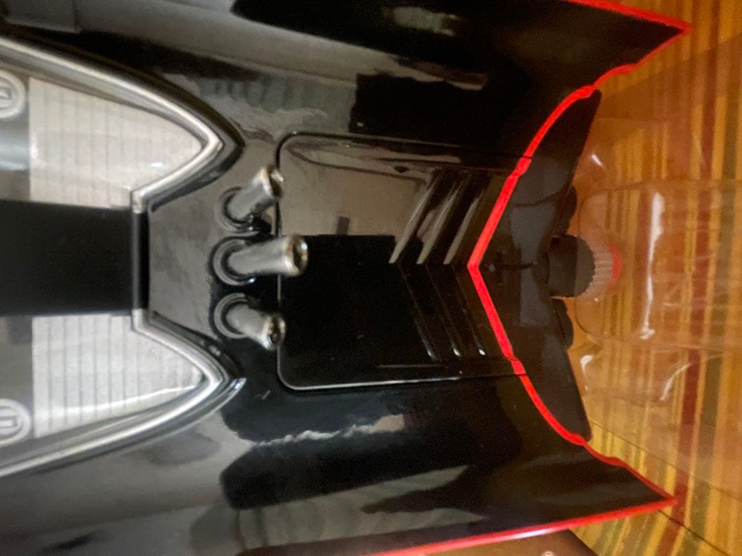 価格変更 1/18 バットマン バットモービル TVシリーズ1966