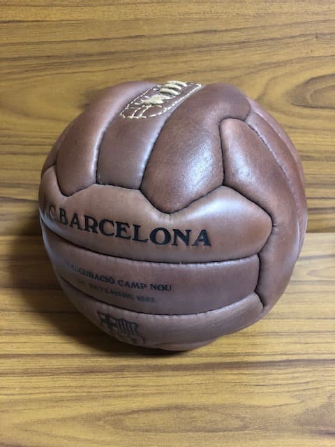 FCバルセロナ オフィシャル クラシックボール 復刻版（大） 5号球