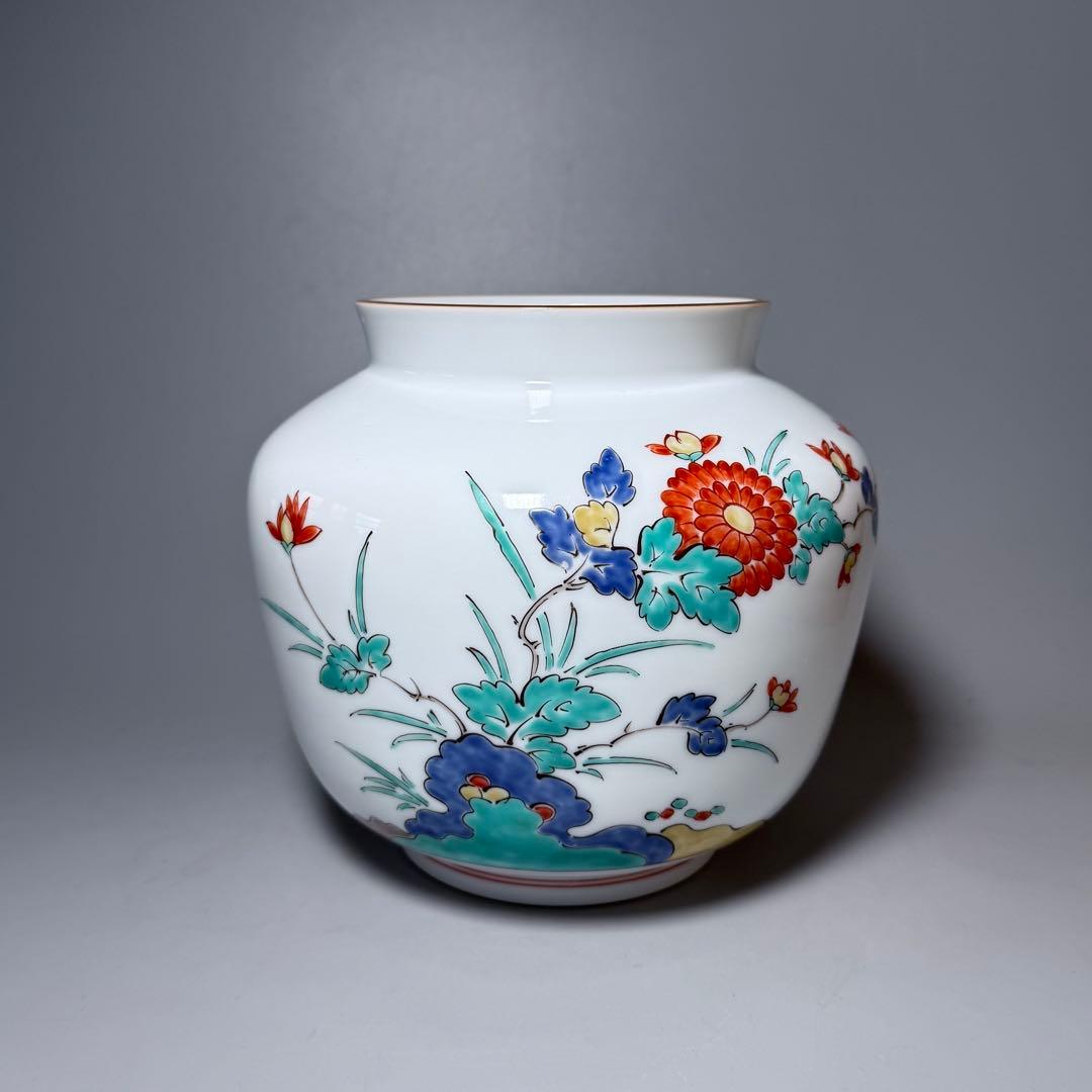 国重要無形文化財指定　十三代　酒井田柿右衛門　錦岩牡丹壺　共箱　栞