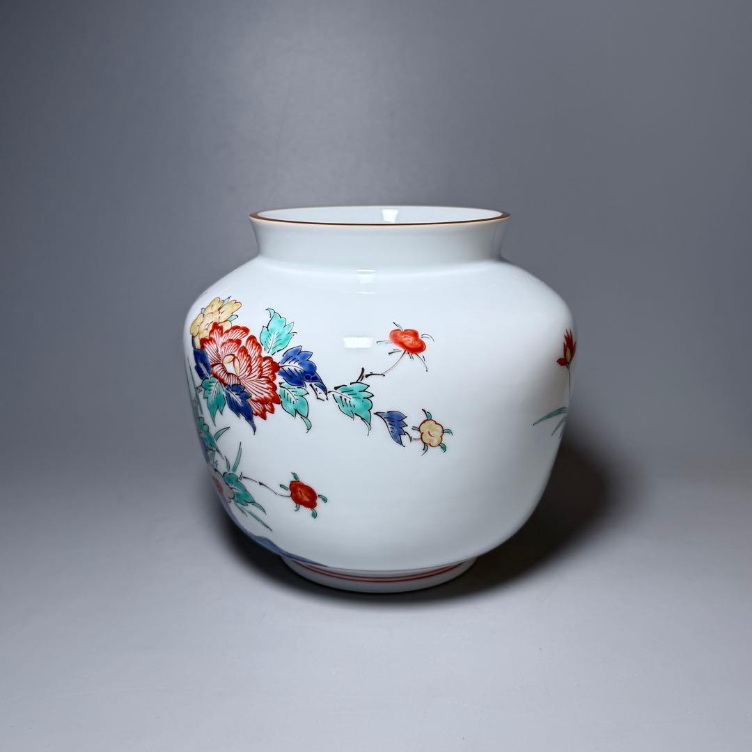 国重要無形文化財指定　十三代　酒井田柿右衛門　錦岩牡丹壺　共箱　栞