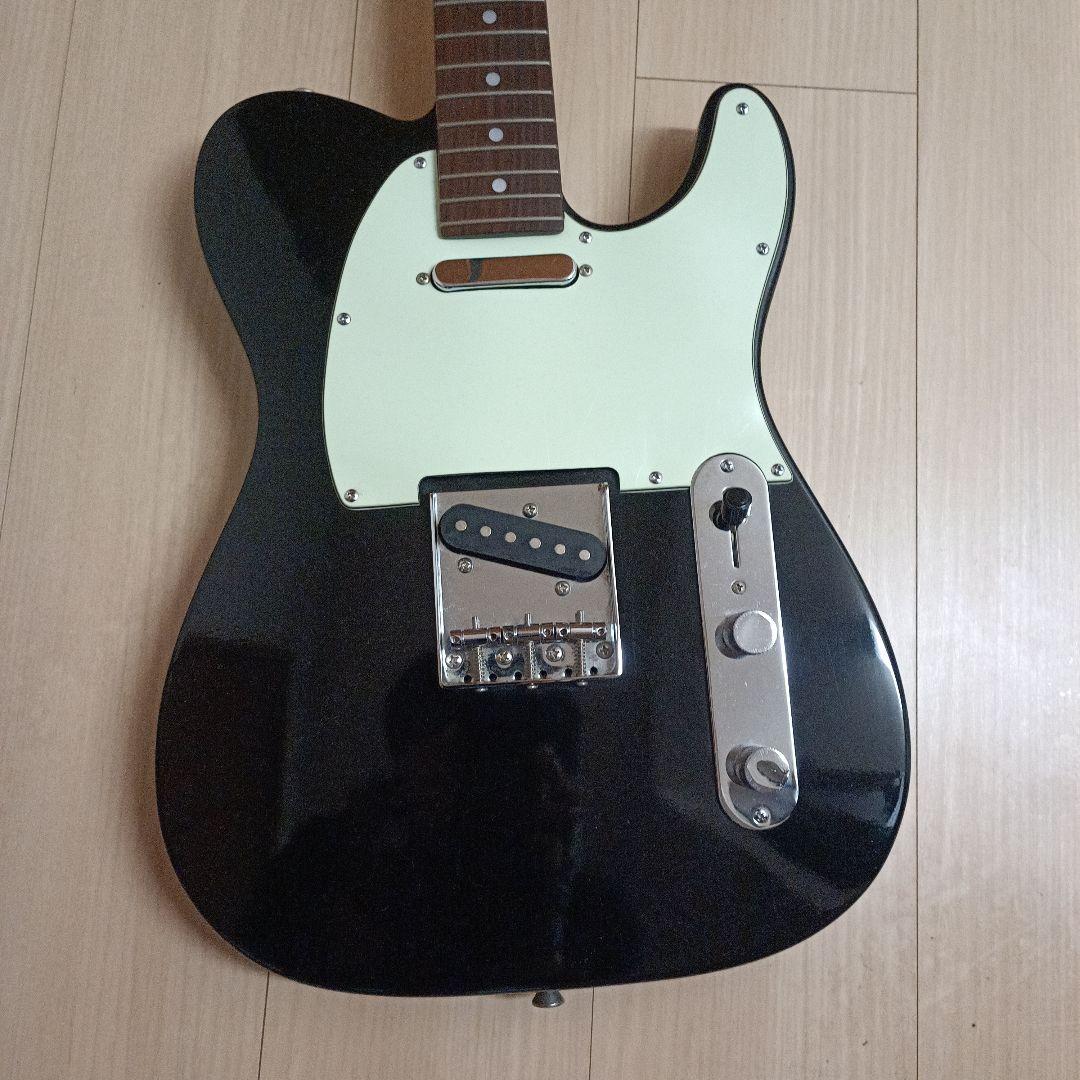 破壊専用ギター　SMASH