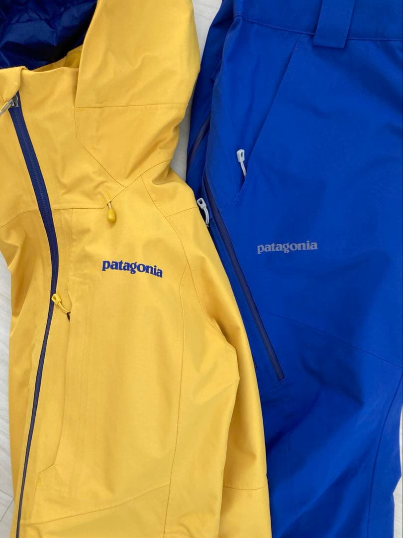 パタゴニア Patagoniaレディース　スノーウェア　スキーウェア上下セット