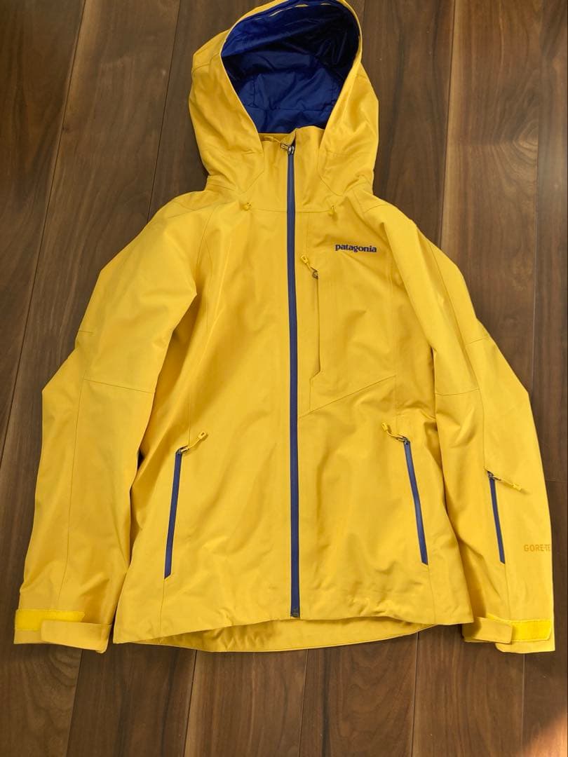 パタゴニア Patagoniaレディース　スノーウェア　スキーウェア上下セット