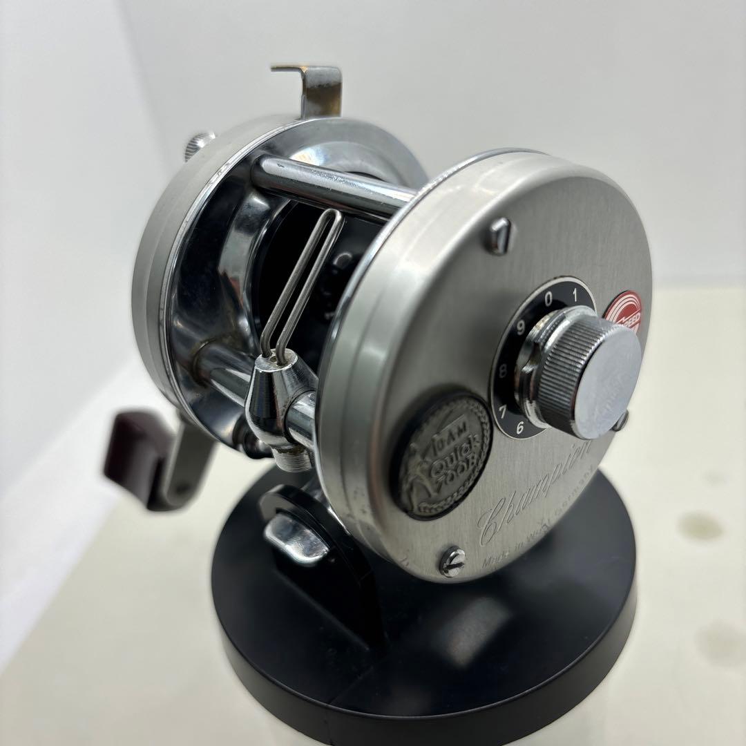 ダムクイック700B