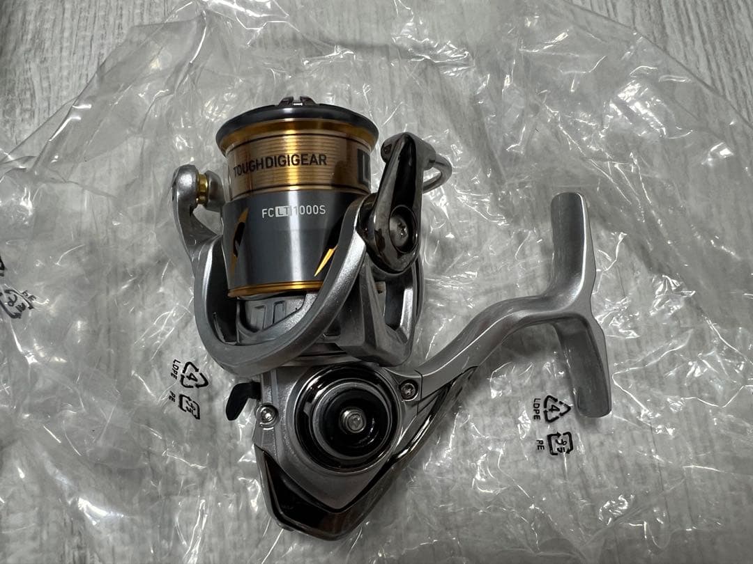 DAIWA FREAMS FC LT 1000S リール