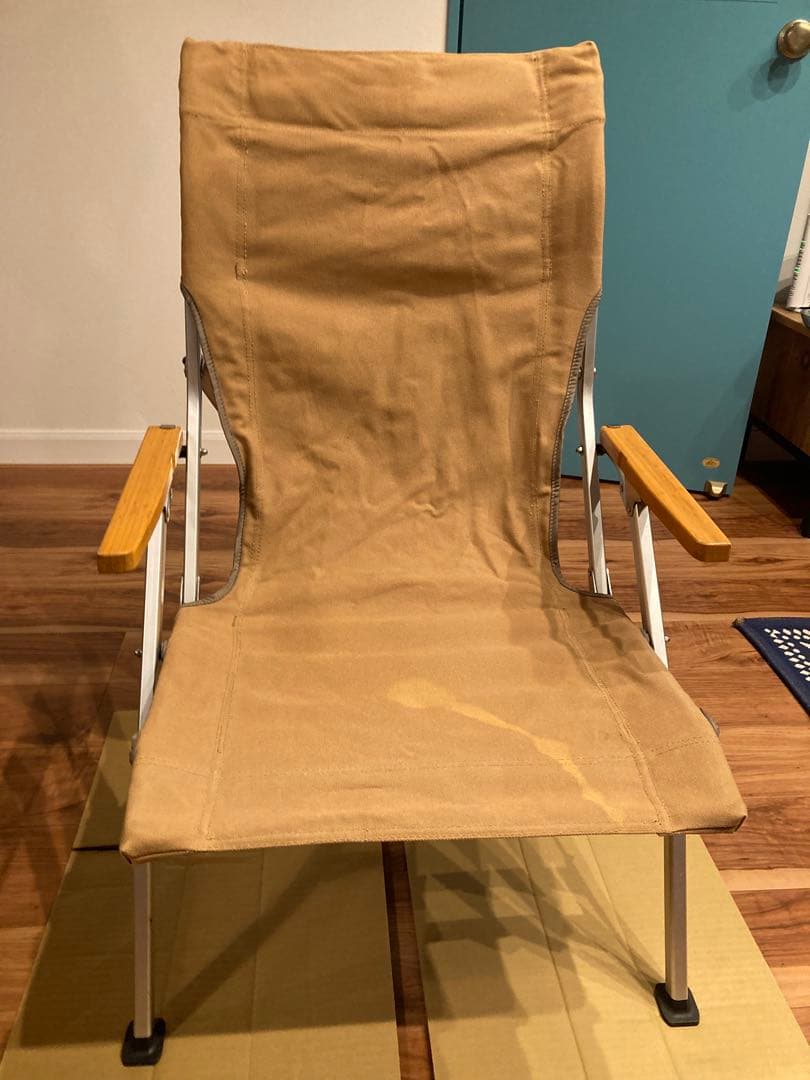 K*B様  peak 折りたたみローチェア ベージュ（LV-090）