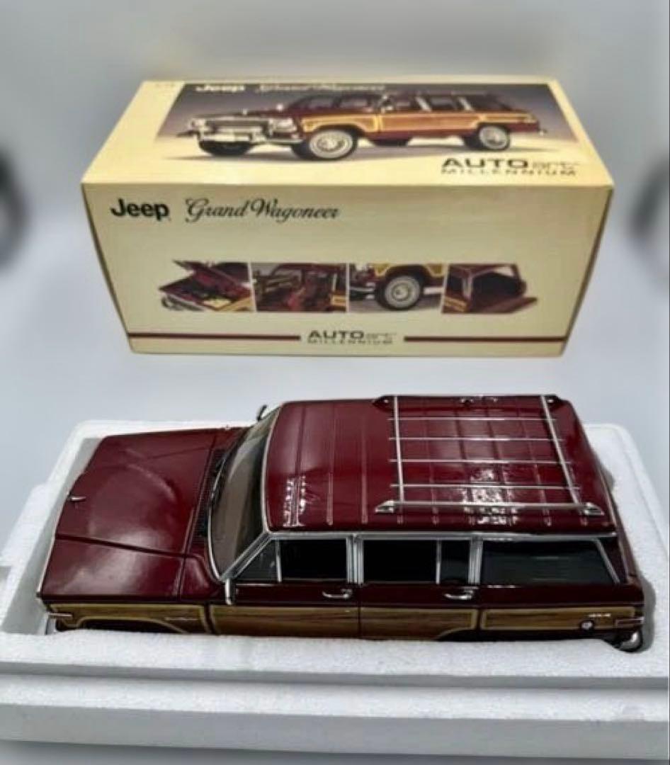 AUTOartモデル 1/18 ジープグランド ワゴニア