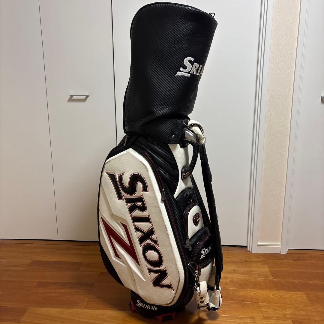 スリクソンキャディバッグ　GGC－S110 9.5型　ツアープロ使用モデル