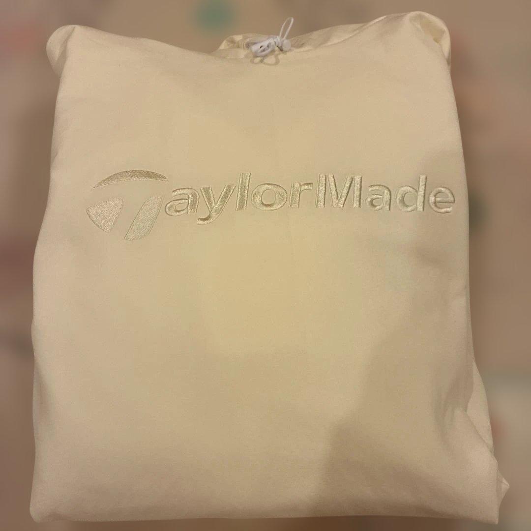 テーラーメイドゴルフ　パーカー