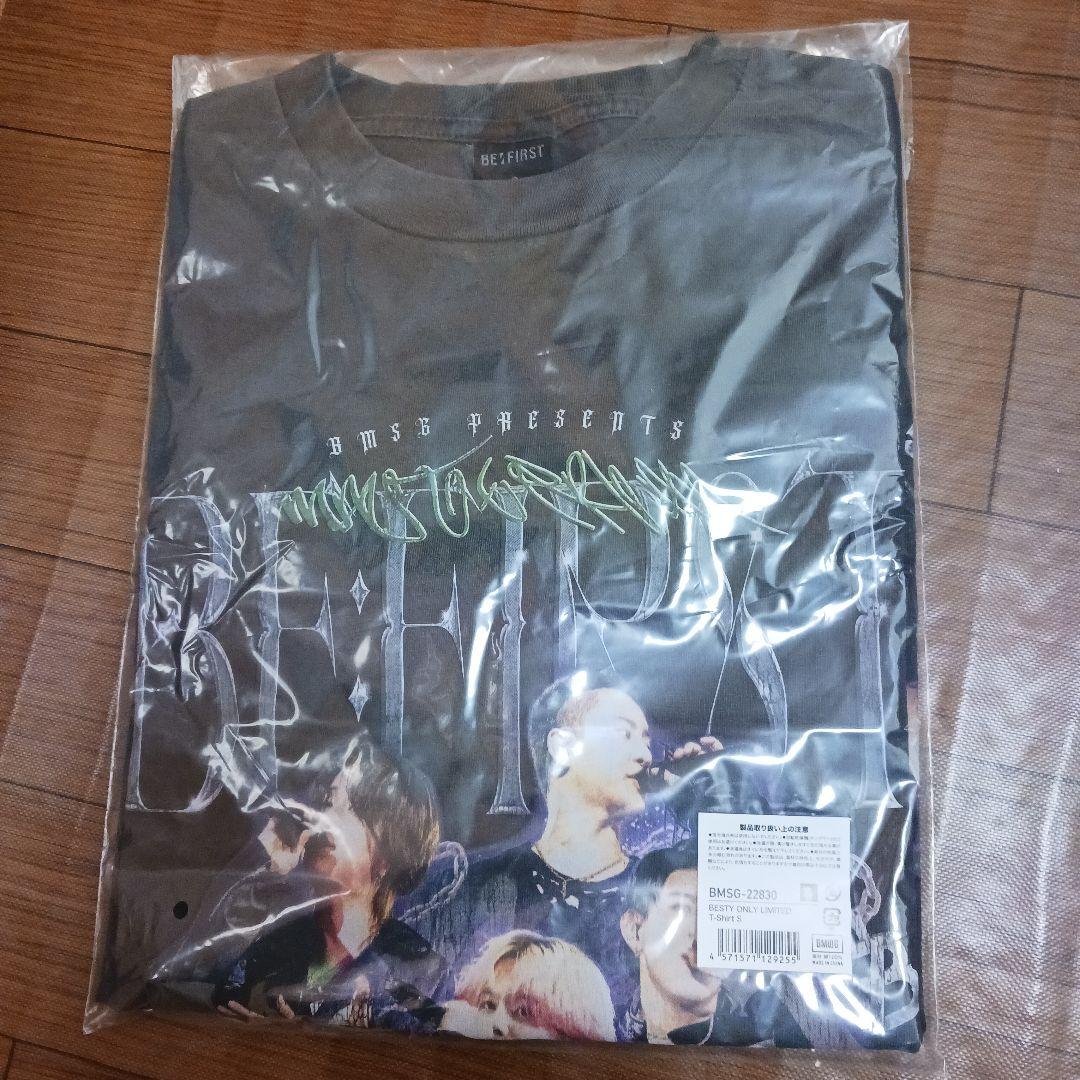 ビーファースト Tシャツ ベスティ Sサイズ