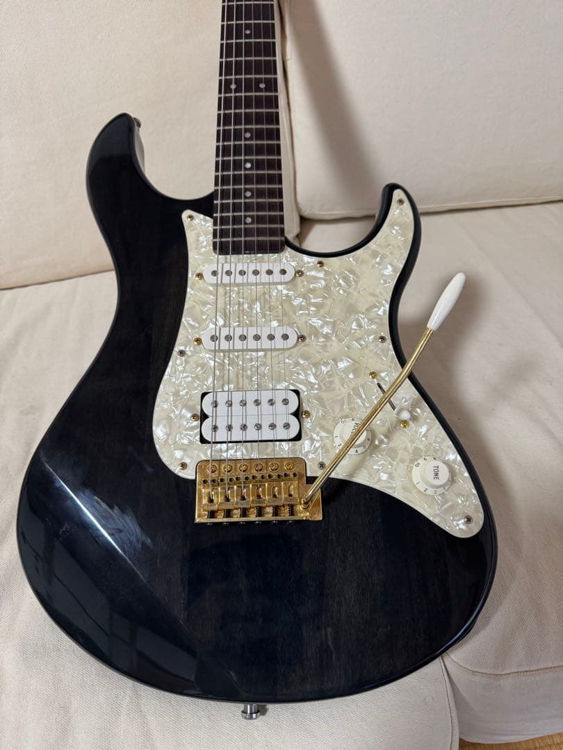 おまけ付き　Yamaha Pacifica 312ブラックエレキギター