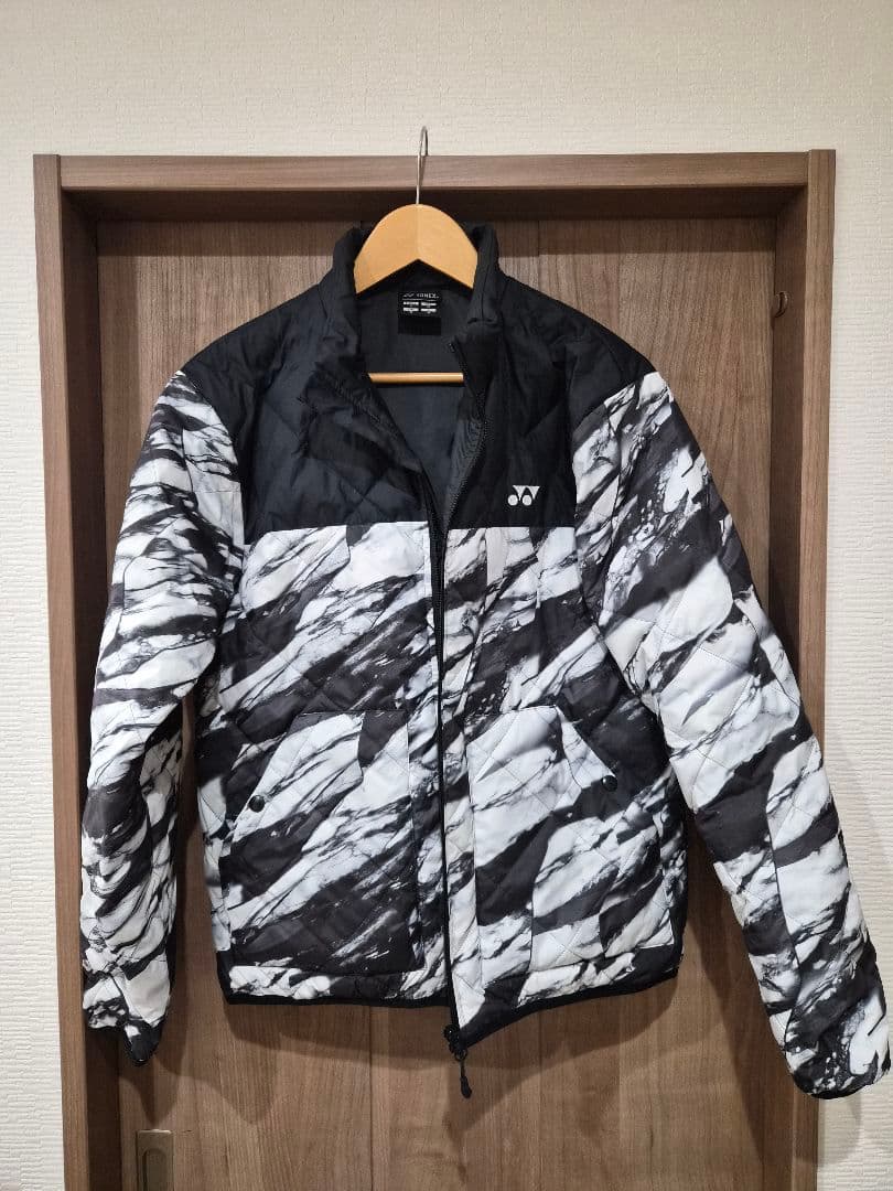 最終値下げ！YONEX ダウンジャケット アウター Mサイズ　美品