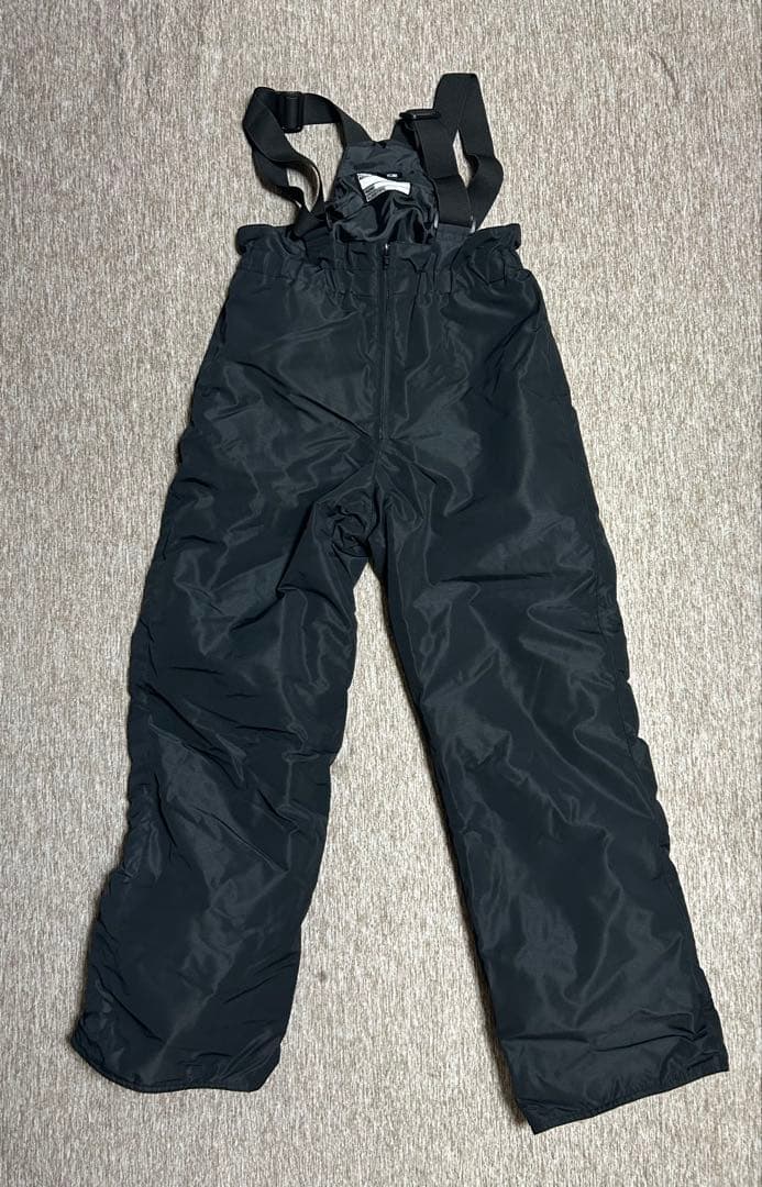 子ども用スノーボードウェア　上下セット×2