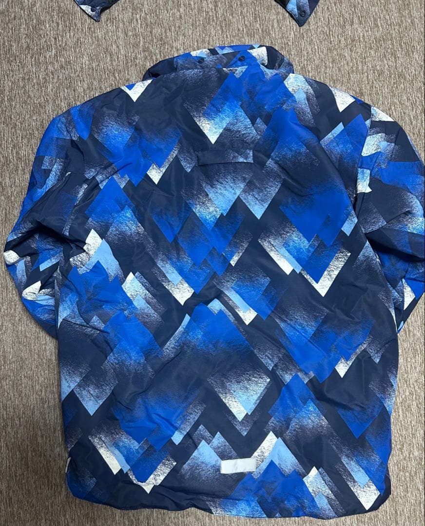 子ども用スノーボードウェア　上下セット×2