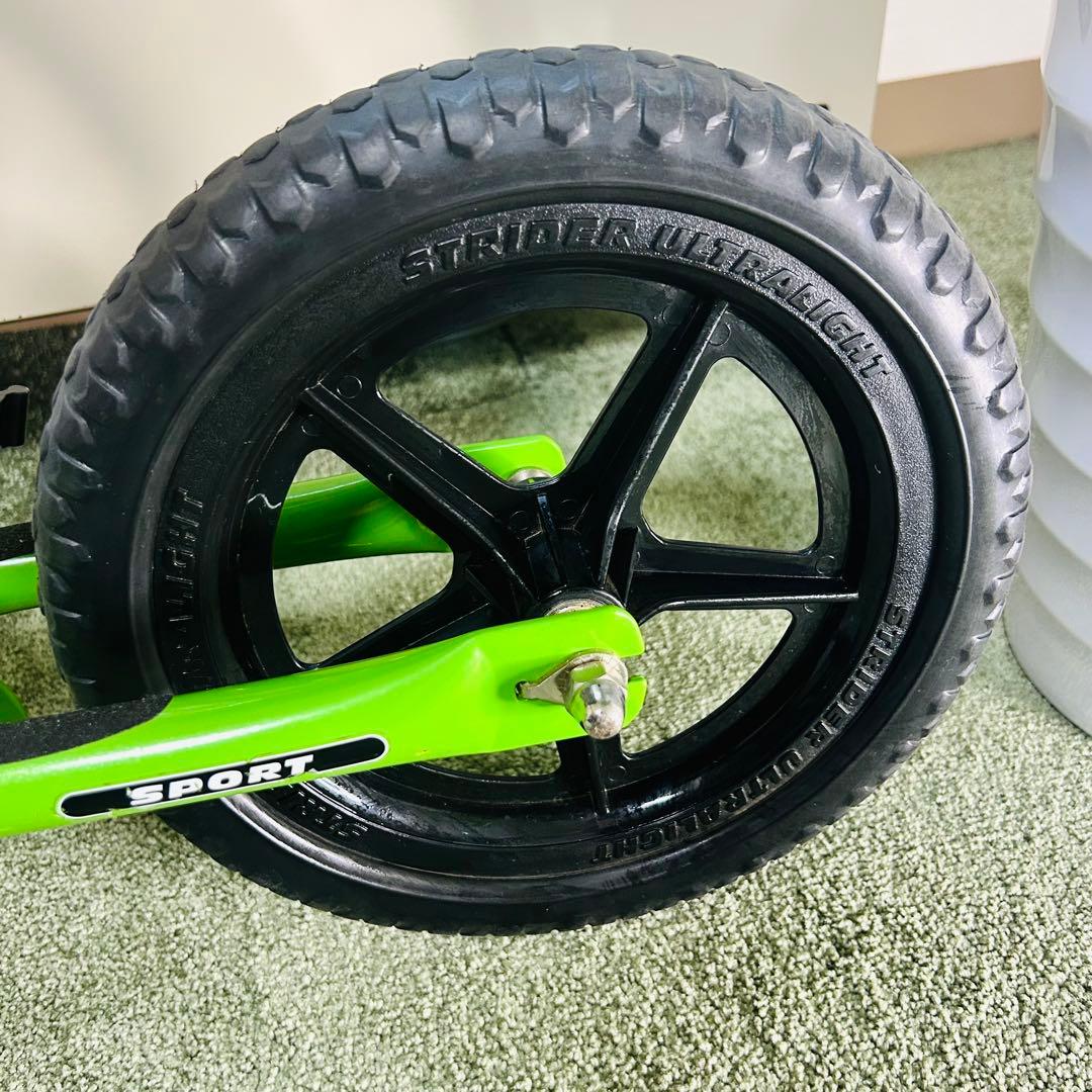 【状態良好】STRIDER スポーツ バランスバイク 12インチ グリーン