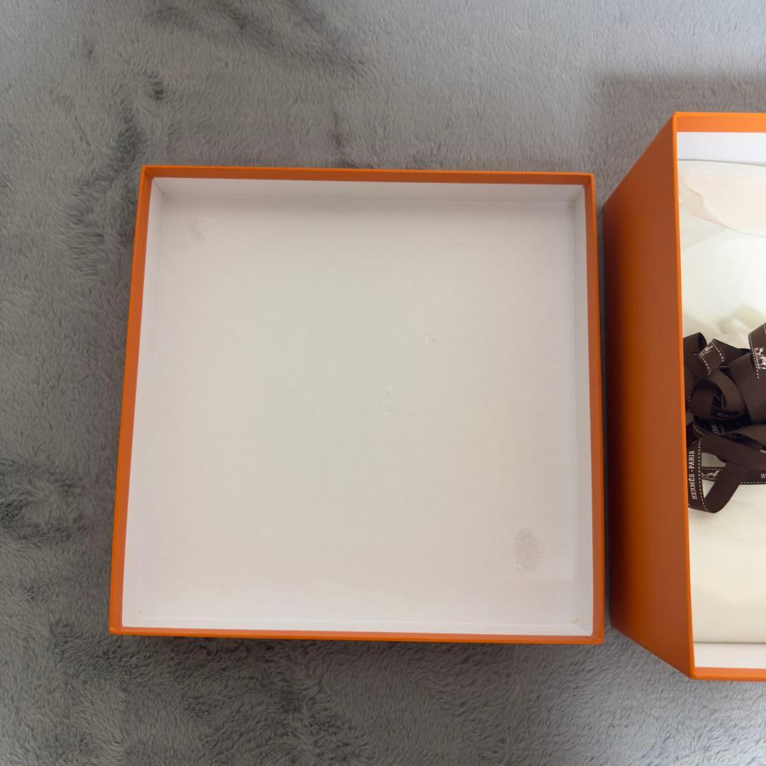 【極美品】HERMES エルメス　バーキン25 空箱　正方形　31x31x15