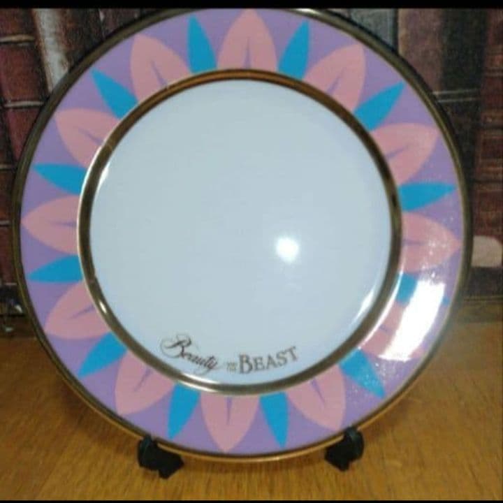 美少女と野獣　ポット夫人　チップ　皿　スプーン　フォーク