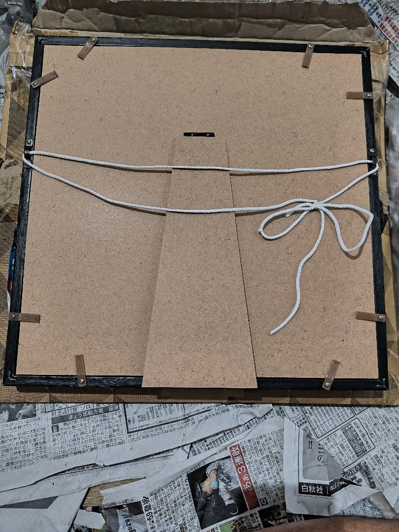 貴重な直筆サイン入りでのシャツとなります。