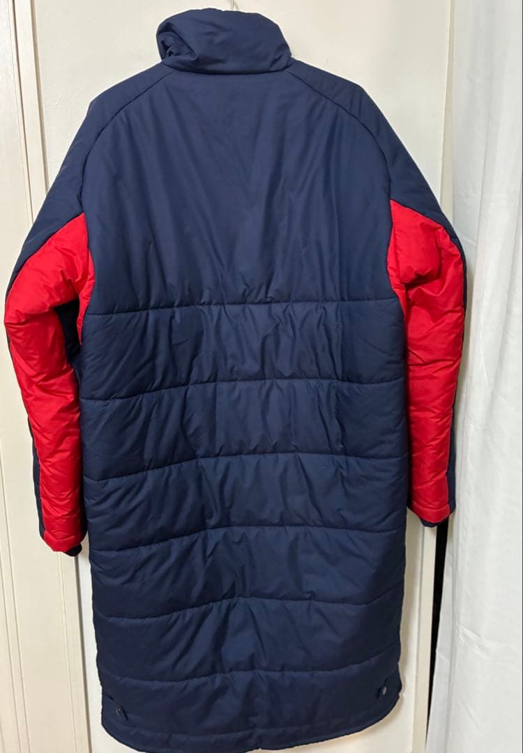 美品FC東京New Balance ベンチコート Lサイズ　ユニフォーム