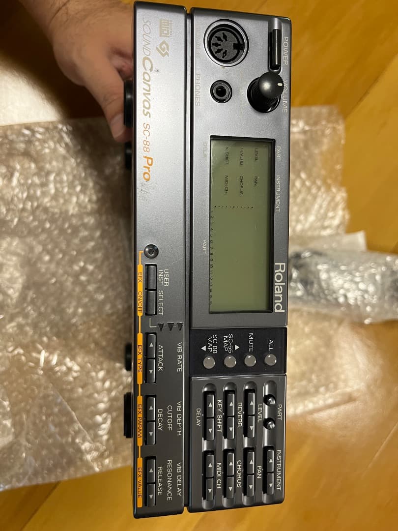 Roland SC-88Pro MIDI音源モジュール