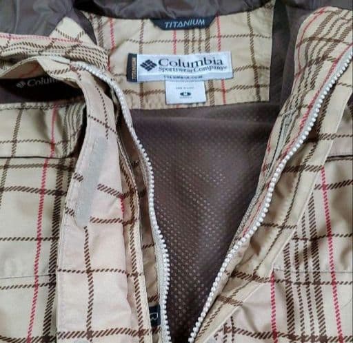コロンビアTITANIUM OMNI-TECH スキー ウエア　レディース上下