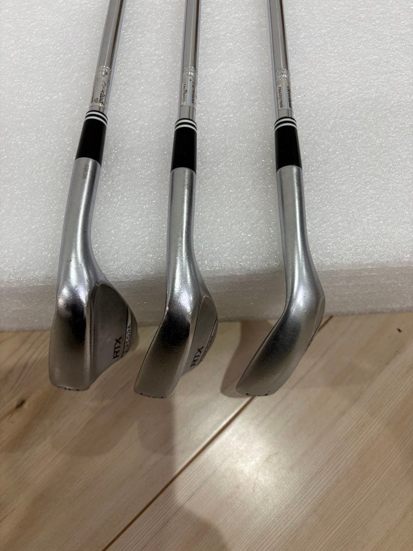 Cleveland RTX 4ウェッジ、48度、52度、58度のロフト角中古品