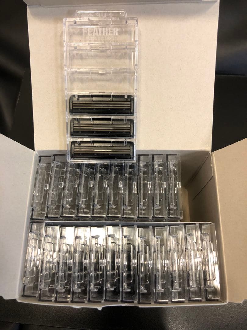 (専用です)ホルダー　替刃113個 フェザースライドスリー